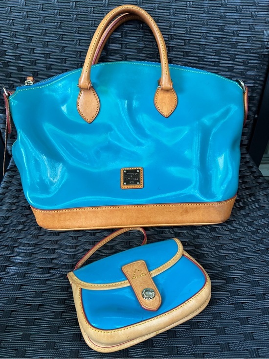Dooney & Bourke Handbags - Dooney & Bourke Turquoise Patent Leather Tote with Matching Wristlet